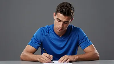 Bristol Rovers have signed attacking midfielder Callum O'Hare on deadline day as Steve Evans completes his summer...